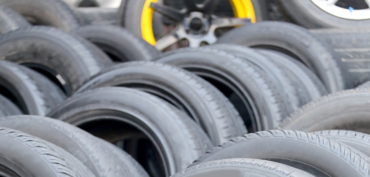 毒物有很多種，毒理學(xué)檢測是如何知道哪種毒物 ?在毒性測試方面，AI 已經(jīng)完勝動物，是否意味著 AI 已可以實現(xiàn)對動物實驗的替代 